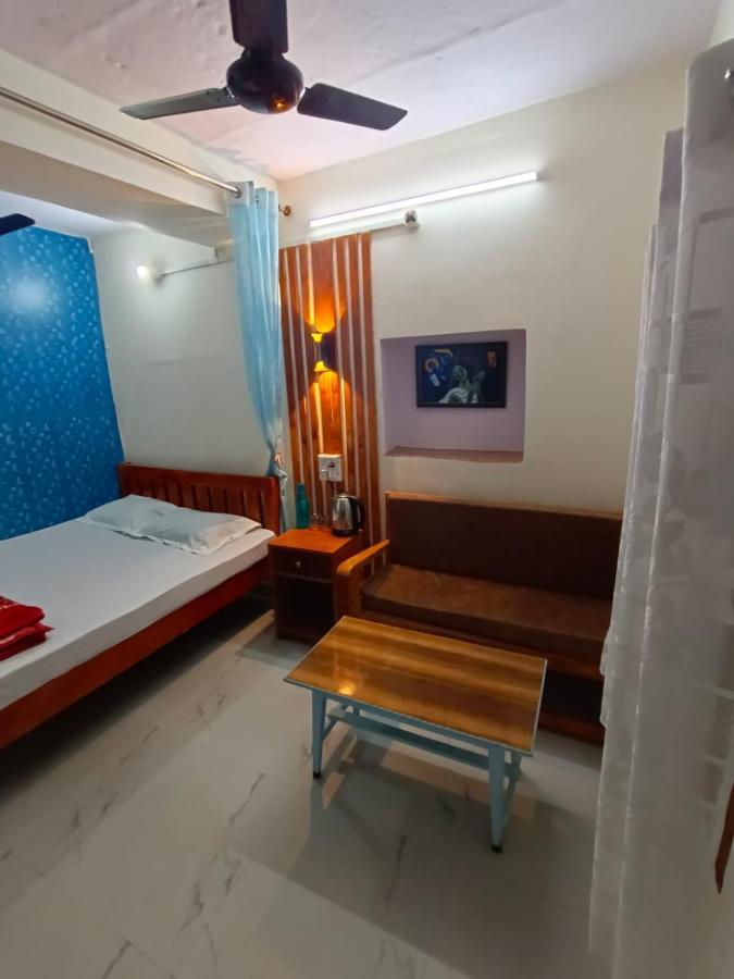 Sankardev Guest House D24 35 พาราณสี ภายนอก รูปภาพ
