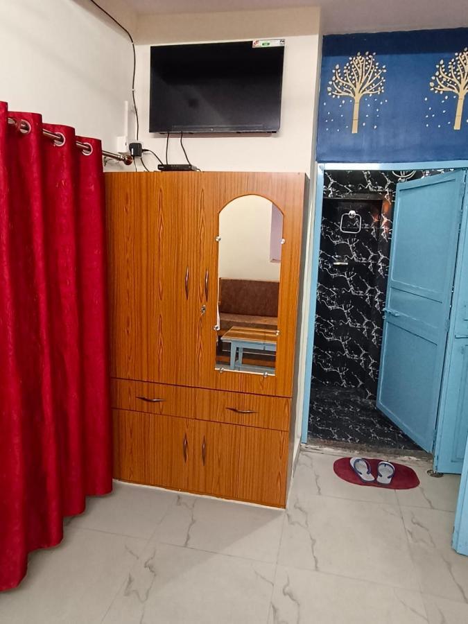 Sankardev Guest House D24 35 พาราณสี ภายนอก รูปภาพ
